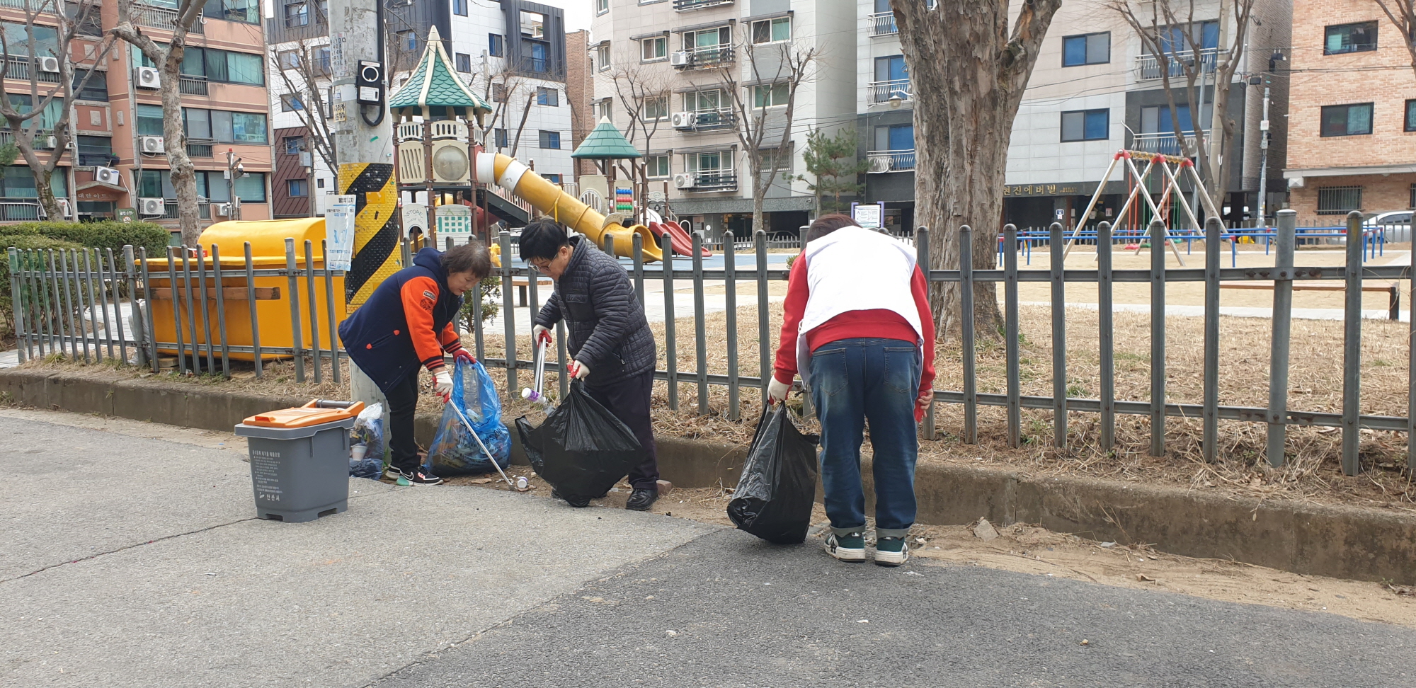 안산시 부곡동, ‘쓰담운동’ 첫발 내디뎌