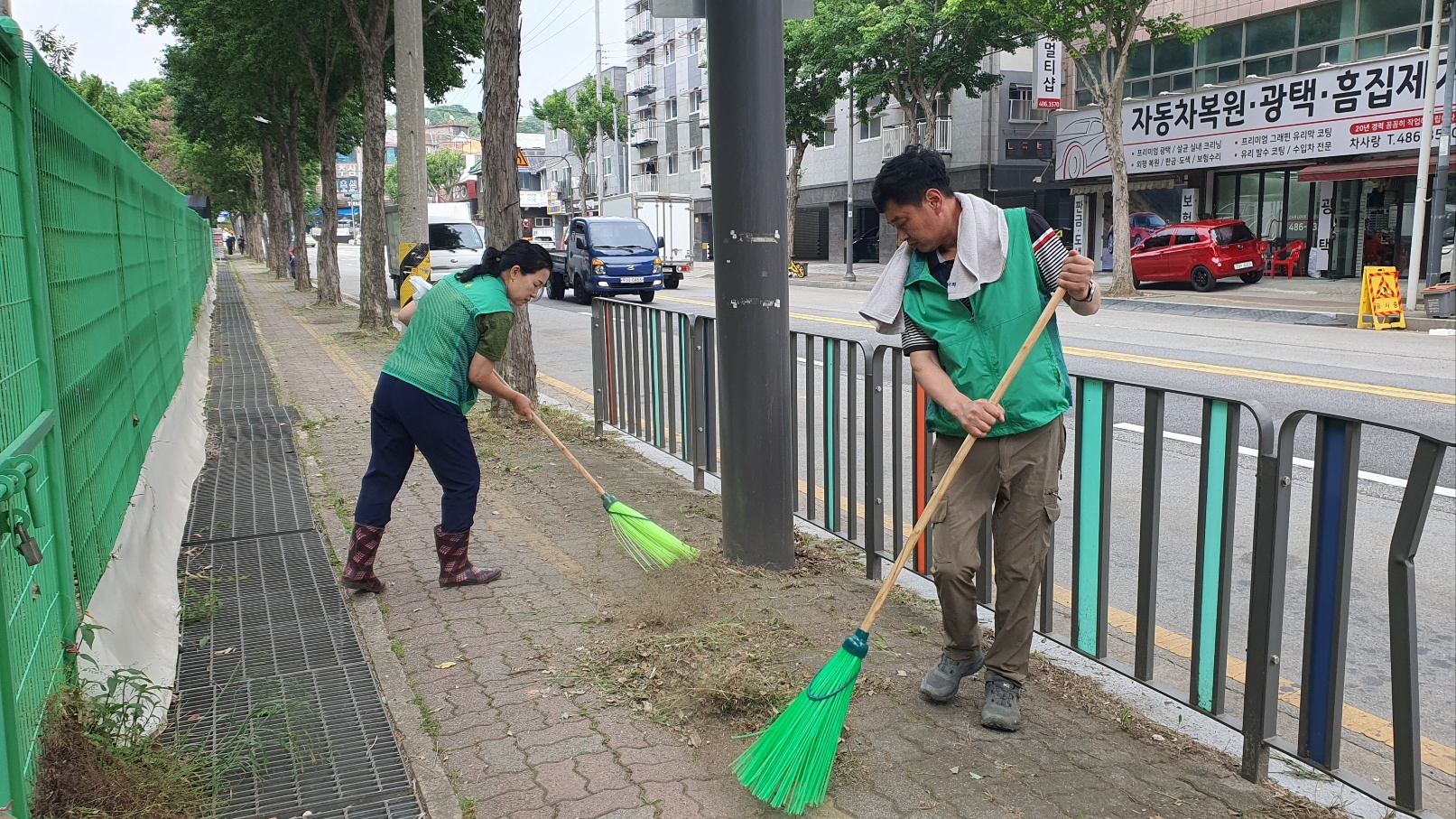 안산시 와동 새마을회, 제초작업 실시