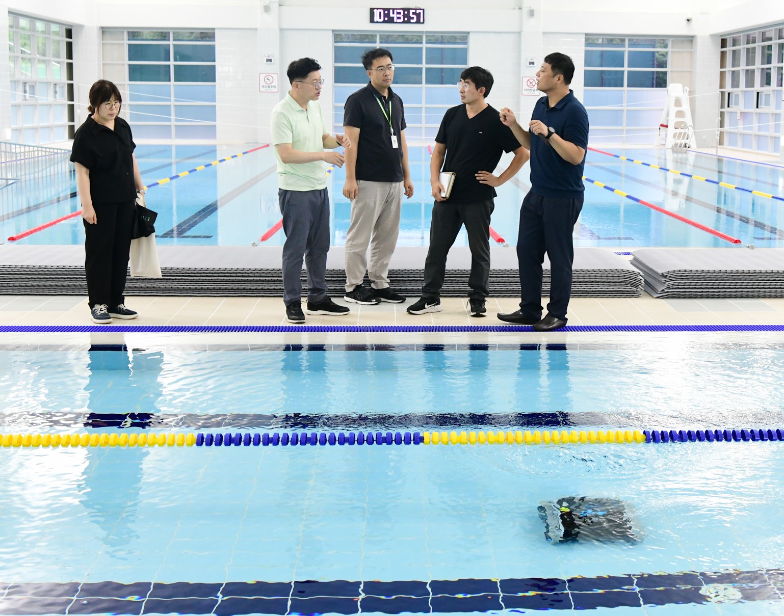 안산시, 공공 수영장에 수중 청소 로봇 도입… 실시간 수질 개선