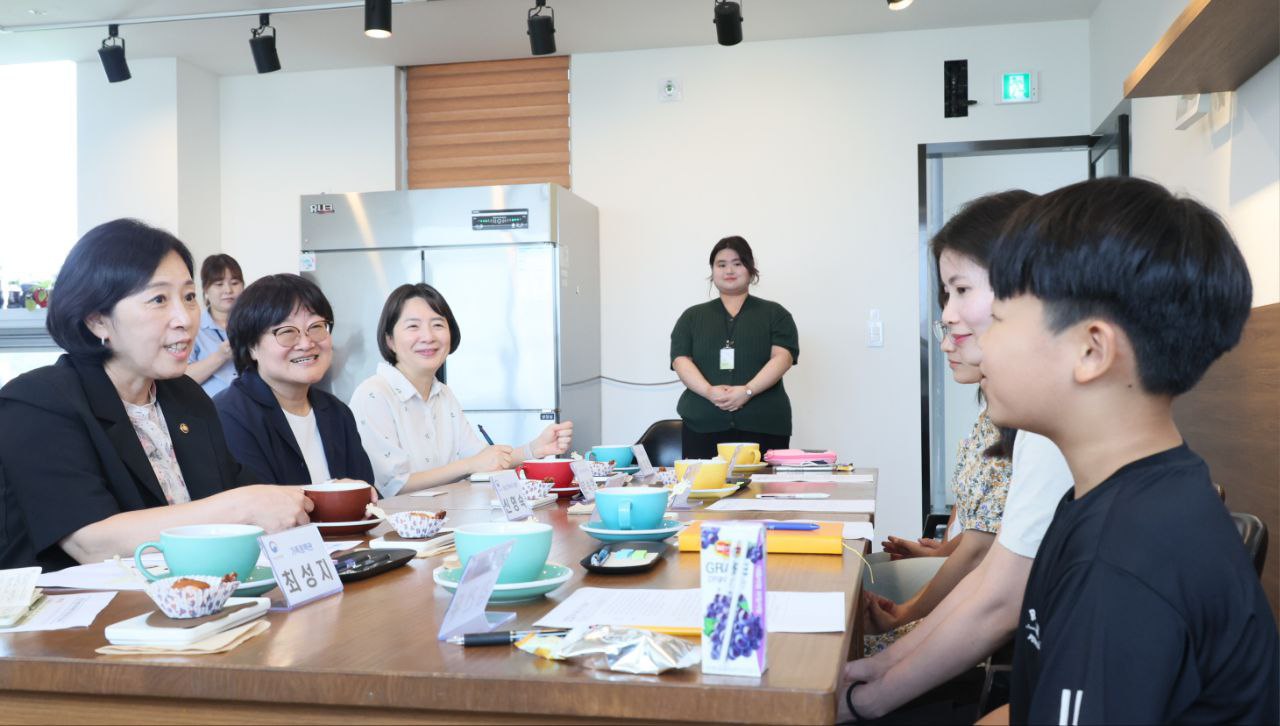 안산시­여성가족부, 다문화 가족 정책 추진 현장간담회 진행