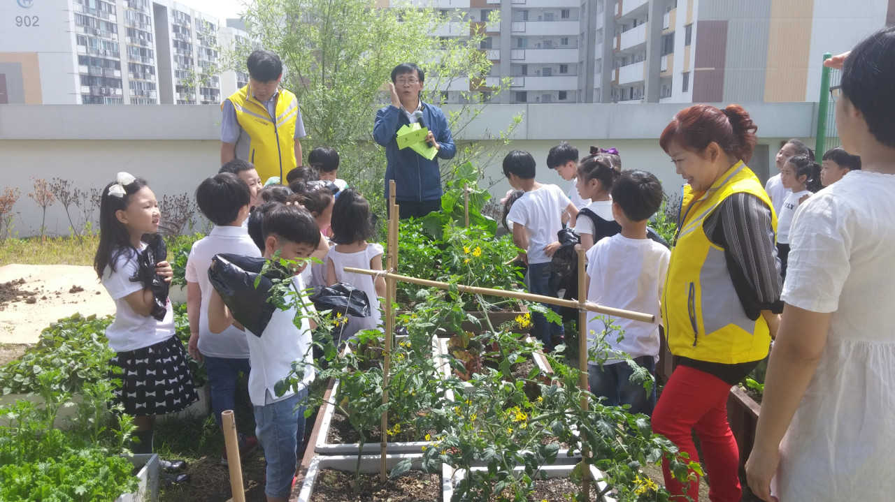 고잔2동 “우리동네 왁자지껄 텃밭체험콘서트”개최