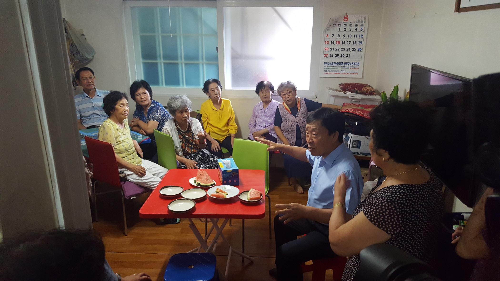 제종길 안산시장, 원곡동 경로당 방문