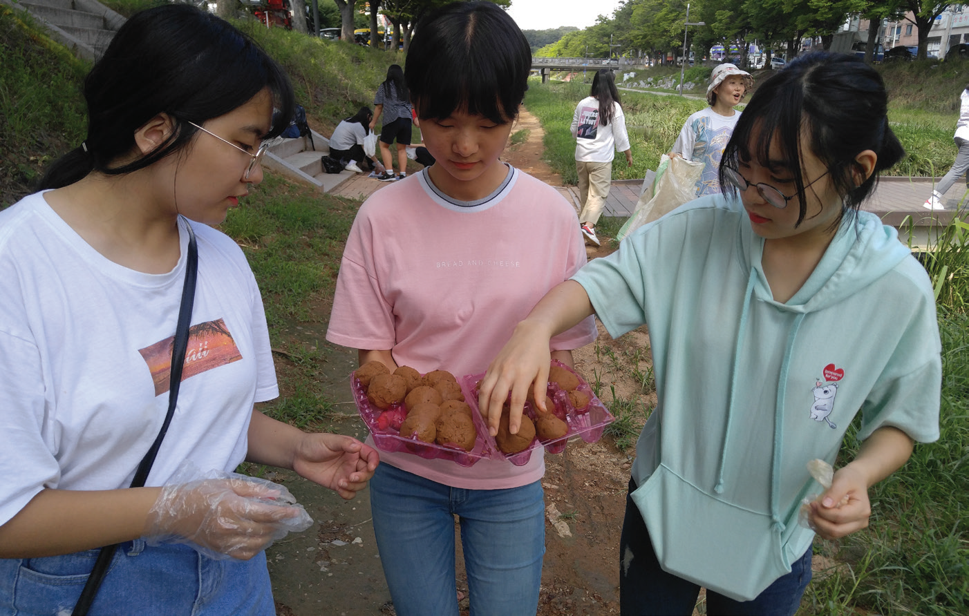 청소년 동아리 '음이온'