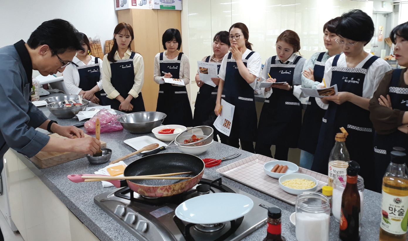 ‘입맛 사로잡는 학교급식 메뉴 개발 시간’